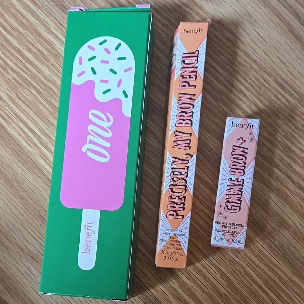 Benefit Brow Set - Picture 2 of 4